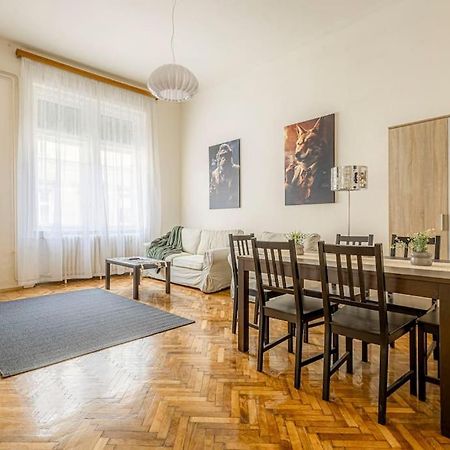 Gentleman Apartment Budapest Kültér fotó