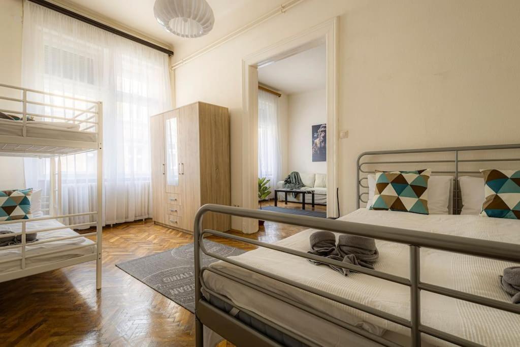 Gentleman Apartment Budapest Kültér fotó